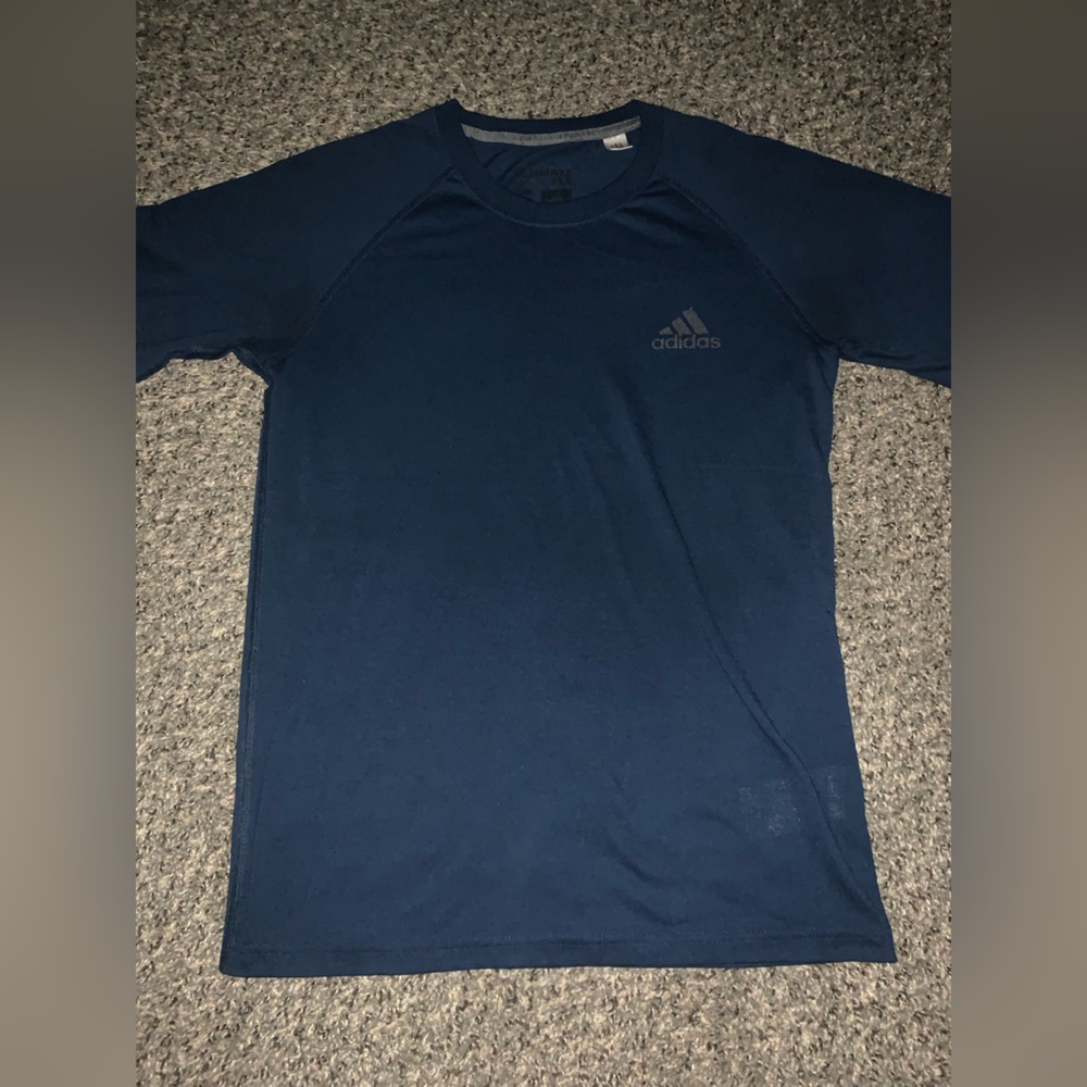 Adidas t-shirt